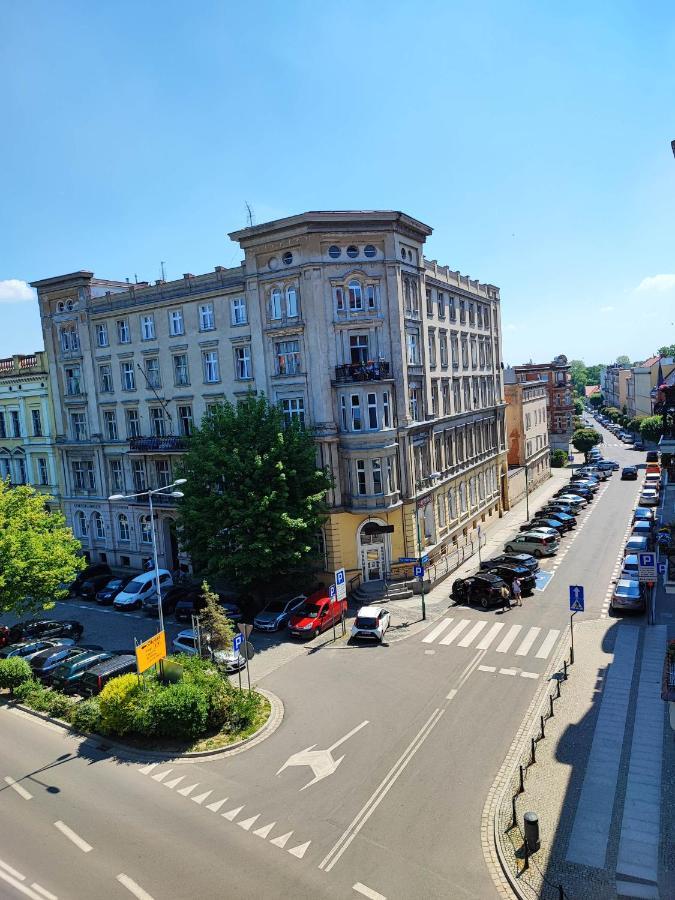 Centrum Grand Apartament Świdnica Kültér fotó